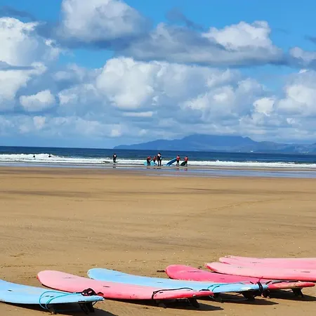 Liberty House - Bundoran Seaside Family & Surfers Single Street