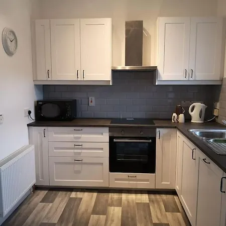 Liberty House - Bundoran Seaside Family & Surfers * Single Street