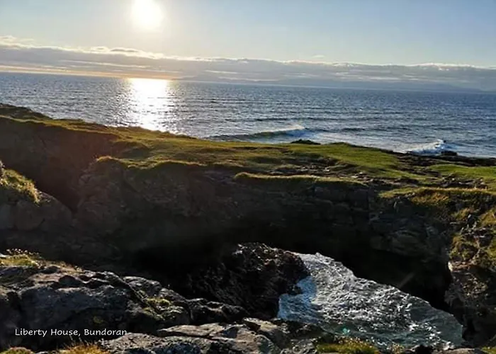 Дом отдыха Liberty House - Bundoran Seaside Family & Surfers