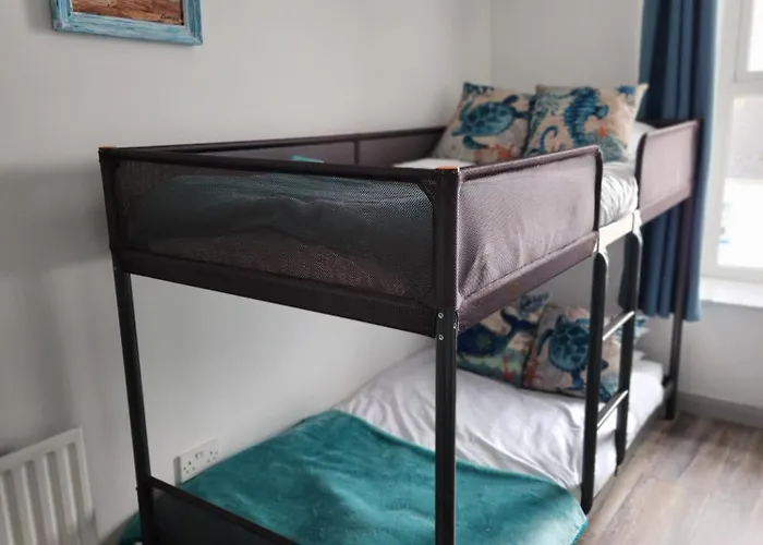 Liberty House - Bundoran Seaside Family & Surfers Дом отдыха Single Street